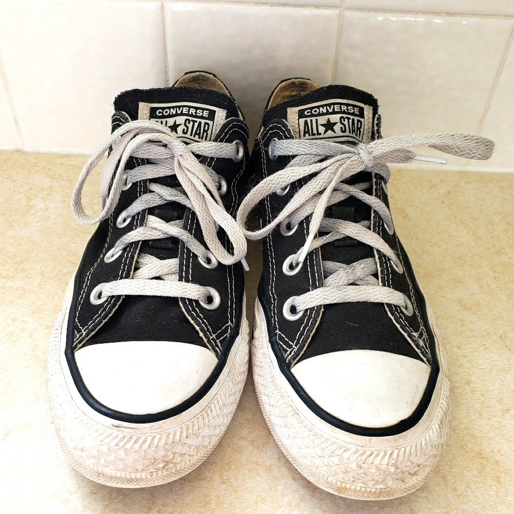 Black Converse